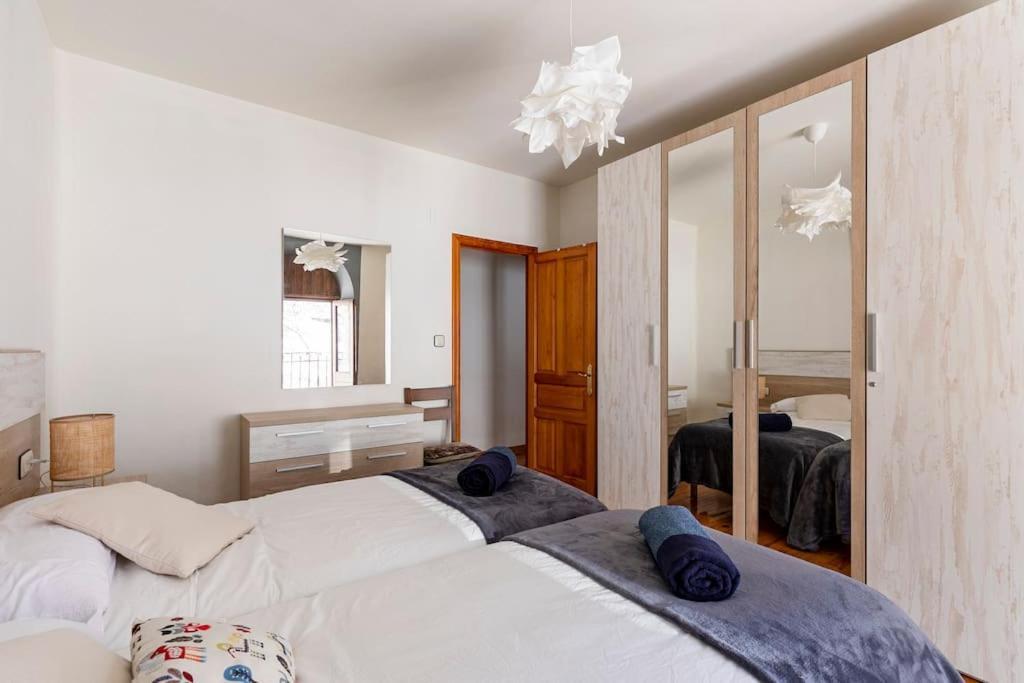Apartamento Espectacular Reformado En Edificio Historico, Con Wifi *